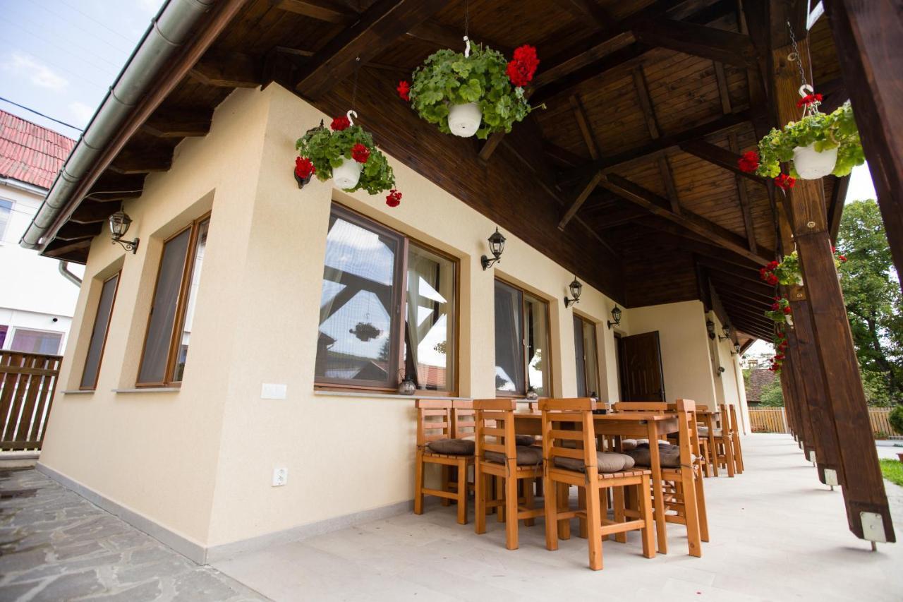 Vila Anna Malnas Bai Exterior foto